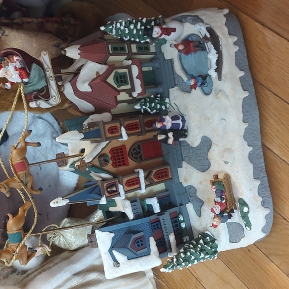 Santa Sleigh Village Decor - Picture 3 of 8